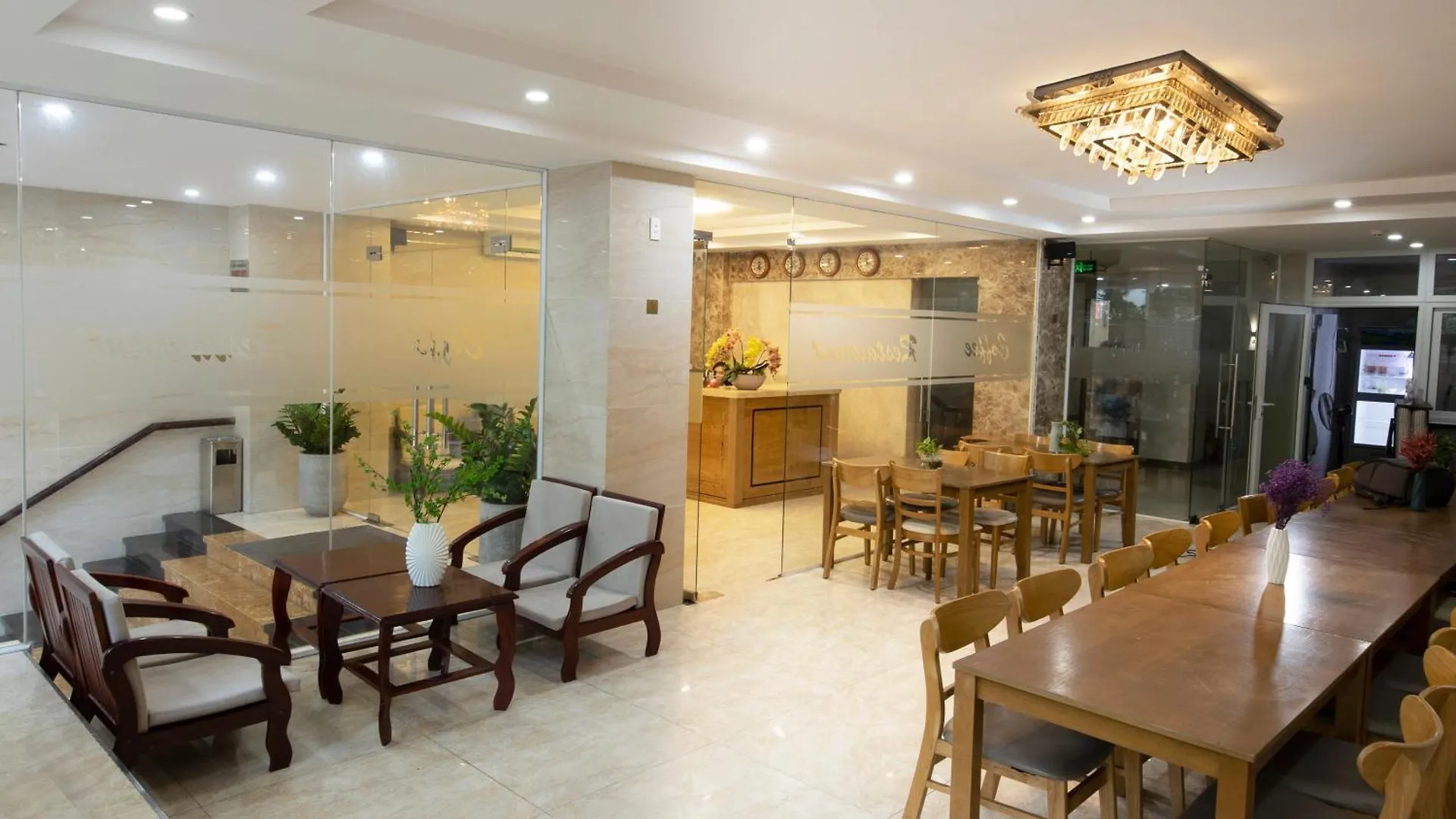 ***  Summer Beach Hotel - Back Beach فونج تاو فيتنام